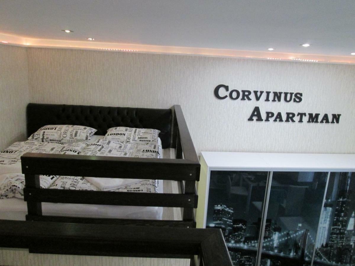 Corvinus Apartman Boedapest Buitenkant foto